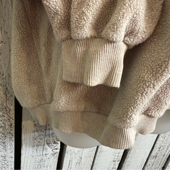 VTG Kapalua Hawaii Sweatshirt Women Small Relax Fit Cream Reverse Texture Grunge - Picture 5 of 10